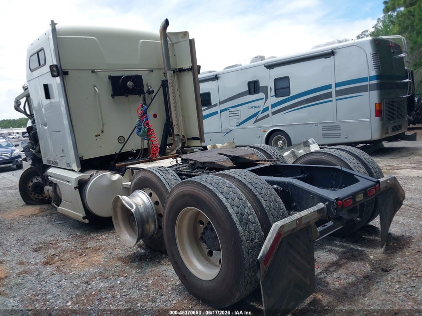 2014 Mack 600 rd600 VIN 1M1AW21Y0EM040713 IAAI salvage auction — SIDE, Rebuildable (Florida), sold $25 on 2026-07-29 (photo 3)