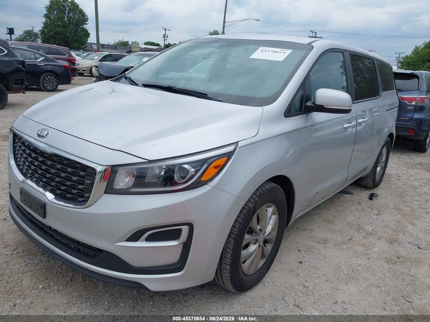 2019 Kia SEDONA VIN KNDMB5C13K6541279 IAAI salvage auction — REAR END, Salvage (Illinois), sold $25 on 2026-07-21 (photo 2)