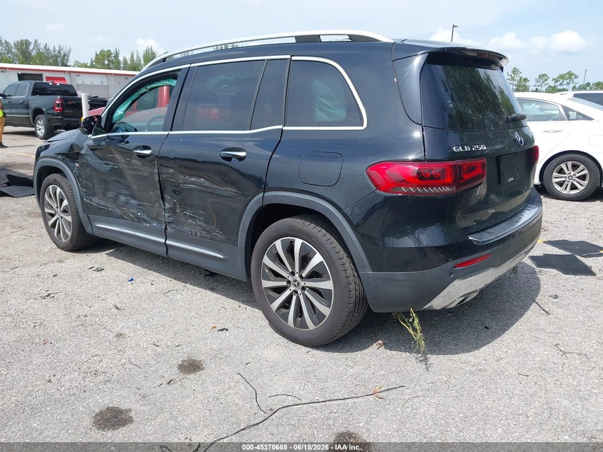 2020 Mercedes-benz Glb VIN W1N4M4GB0LW032557 IAAI salvage auction — SIDE, Salvage Title, sold $7,400 on 2026-07-29 (photo 3)