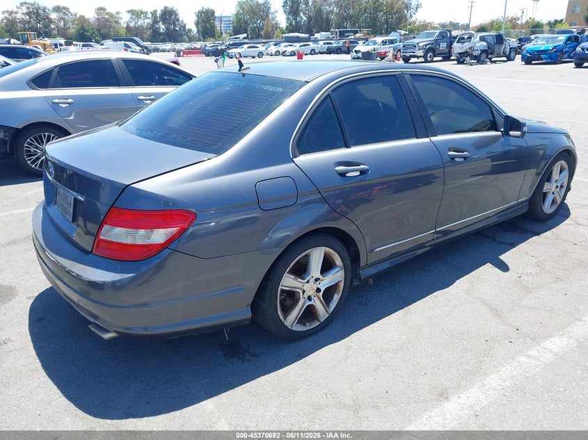 2011 Mercedes-benz C class VIN WDDGF5EBXBR172920 IAAI salvage auction — NORMAL WEAR, App For Dup Clear (California), sold $300 on 2026-07-30 (photo 4)