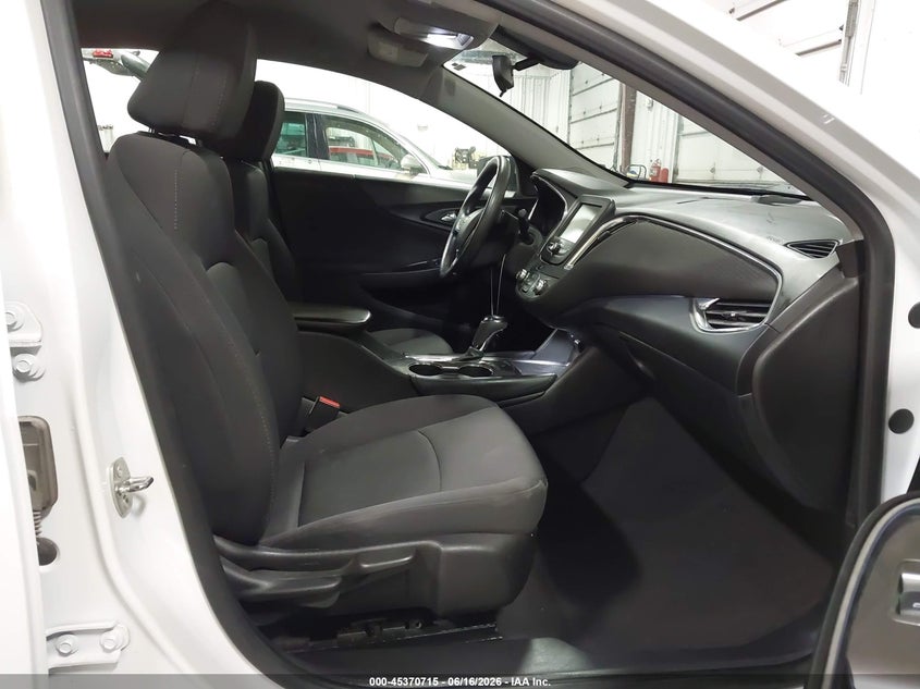 2017 Chevrolet Malibu VIN 1G1ZE5ST6HF208768 IAAI salvage auction — FRONT & REAR, Salvage (Iowa), sold $1,050 on 2026-07-09 (photo 5)