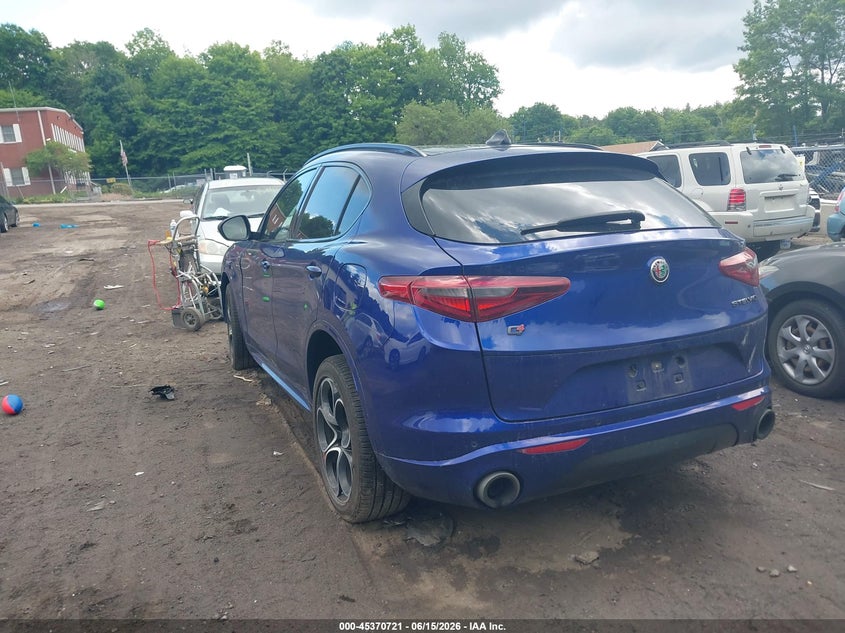 2021 Alfa romeo Stelvio VIN ZASPAKBNXM7D14517 IAAI salvage auction — RIGHT FRONT, Salvage (Massachusetts), sold $25 on 2026-07-28 (photo 3)
