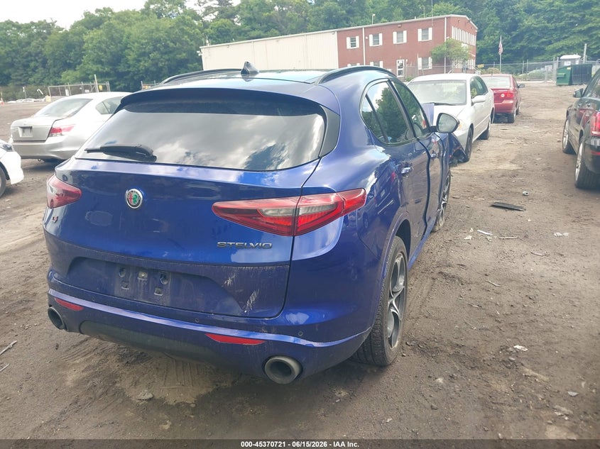 2021 Alfa romeo Stelvio VIN ZASPAKBNXM7D14517 IAAI salvage auction — RIGHT FRONT, Salvage (Massachusetts), sold $25 on 2026-07-28 (photo 4)