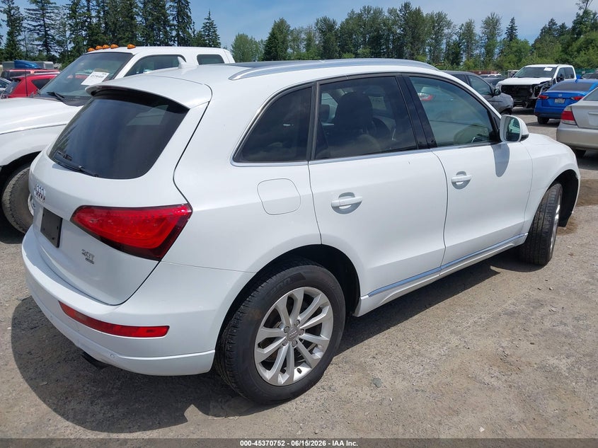 2014 Audi Q5 VIN WA1LFAFP6EA063184 IAAI salvage auction — NORMAL WEAR, Clear (Washington), sold $1,000 on 2026-07-29 (photo 4)