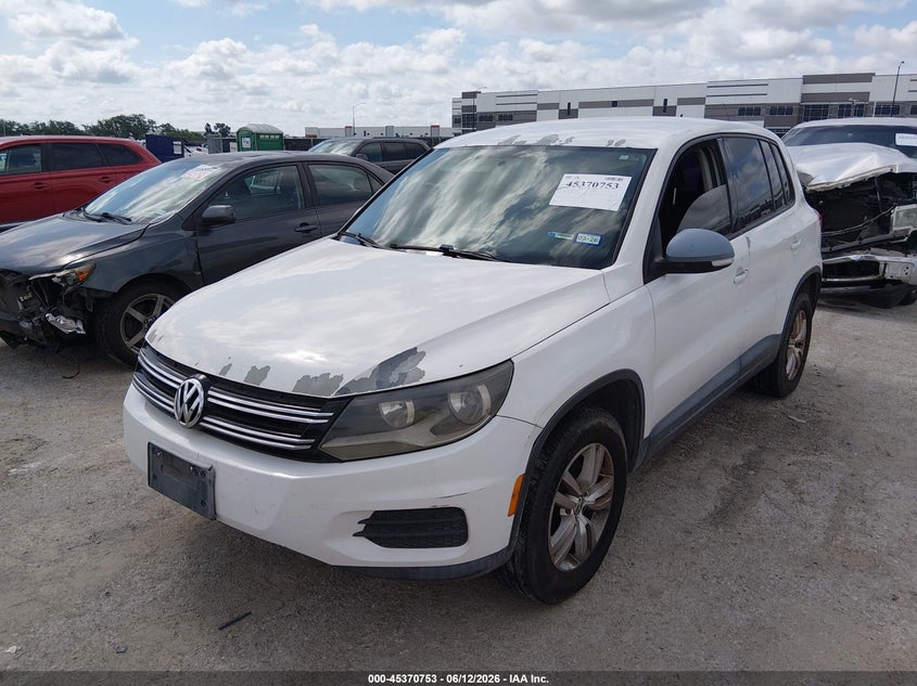 2012 Volkswagen Tiguan VIN WVGAV7AX0CW561211 IAAI salvage auction — NORMAL WEAR, Original (Texas), sold $875 on 2026-07-07 (photo 2)