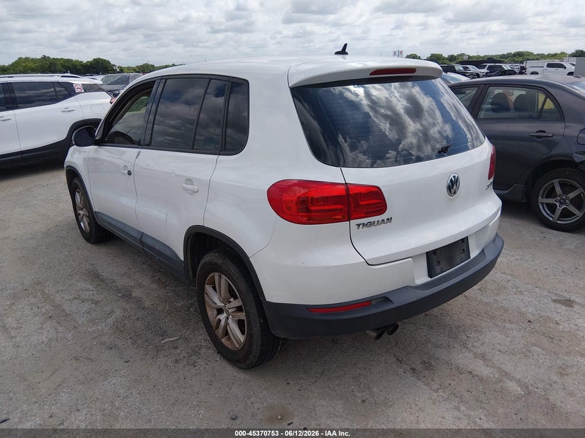 2012 Volkswagen Tiguan VIN WVGAV7AX0CW561211 IAAI salvage auction — NORMAL WEAR, Original (Texas), sold $875 on 2026-07-07 (photo 3)