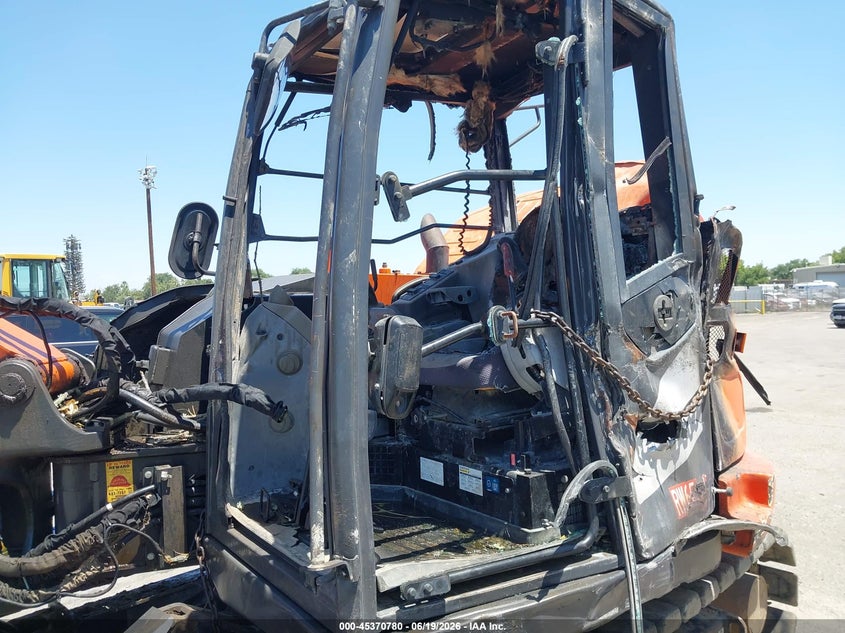 2019 Hitachi Zx85-5 compact excavator VIN HCMDEF60C00019233 IAAI salvage auction — Burn Engine, Bill Of Sale -  Non Motor Vehicle (California), sold $2,600 on 2026-07-22 (photo 5)