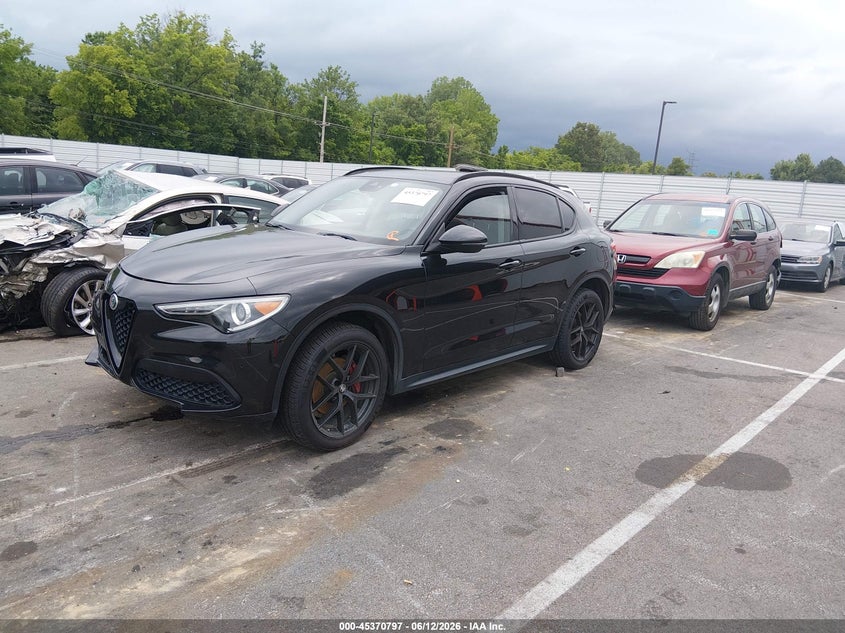 2020 Alfa romeo Stelvio VIN ZASPAJAN4L7C83534 IAAI salvage auction — RIGHT FRONT, Salvage Title, sold $7,300 on 2026-07-28 (photo 2)