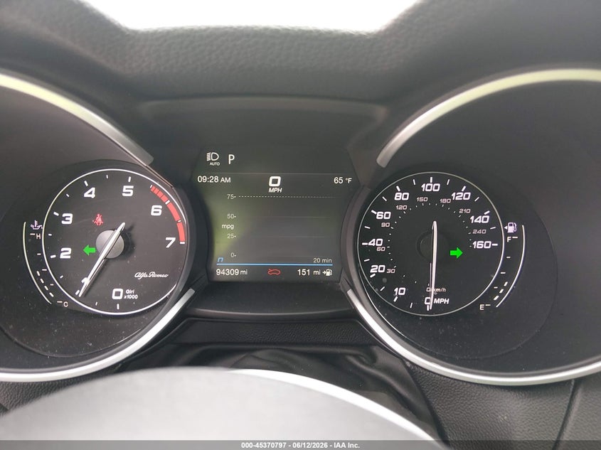 2020 Alfa romeo Stelvio VIN ZASPAJAN4L7C83534 IAAI salvage auction — RIGHT FRONT, Salvage Title, sold $7,300 on 2026-07-28 (photo 7)