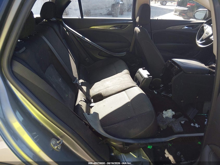 2018 Buick Regal VIN W04GU8SX6J1096637 IAAI salvage auction — REAR END, Salvage (Maine), sold $1,250 on 2026-07-27 (photo 8)