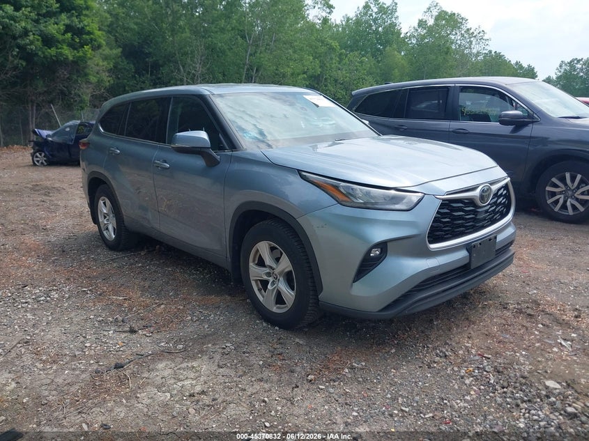 2020 Toyota Highlander VIN 5TDBZRBH7LS017059 IAAI salvage auction — LEFT FRONT, Salvage (Massachusetts), sold $9,700 on 2026-07-23 (photo 1)