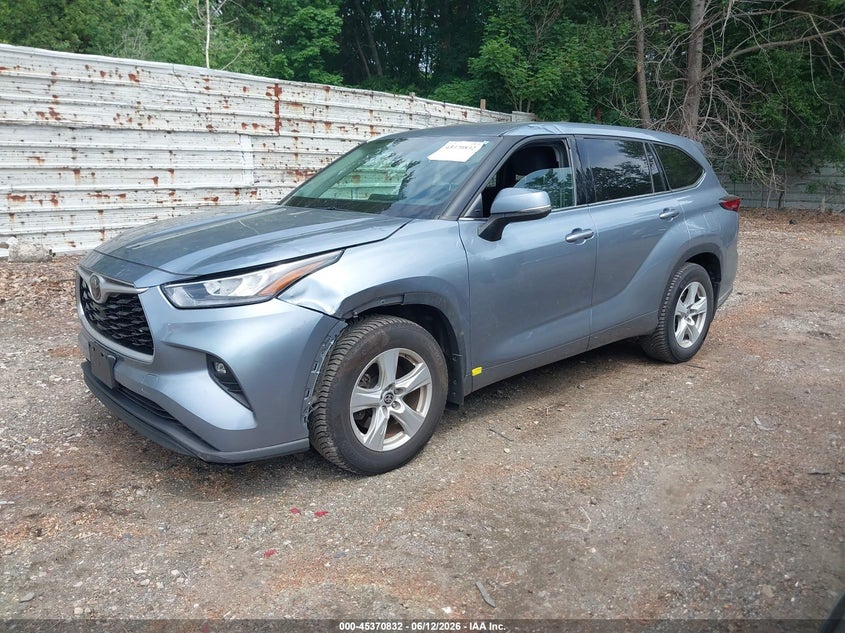 2020 Toyota Highlander VIN 5TDBZRBH7LS017059 IAAI salvage auction — LEFT FRONT, Salvage (Massachusetts), sold $9,700 on 2026-07-23 (photo 2)
