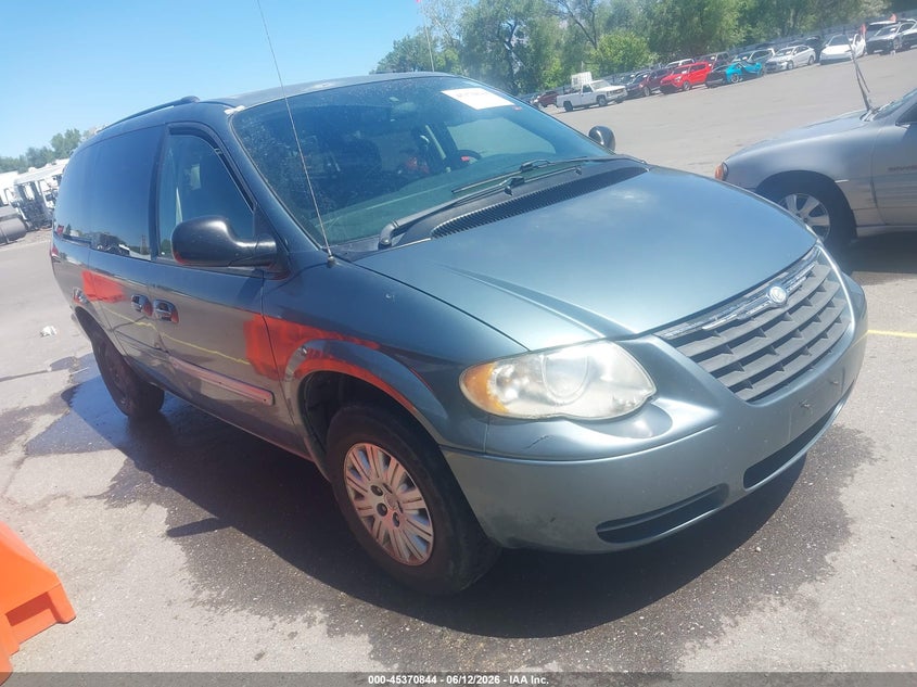 2006 Chrysler Town & country VIN 2A4GP44R26R659958 IAAI salvage auction — REAR END, Clear (Utah), sold $275 on 2026-07-09 (photo 1)