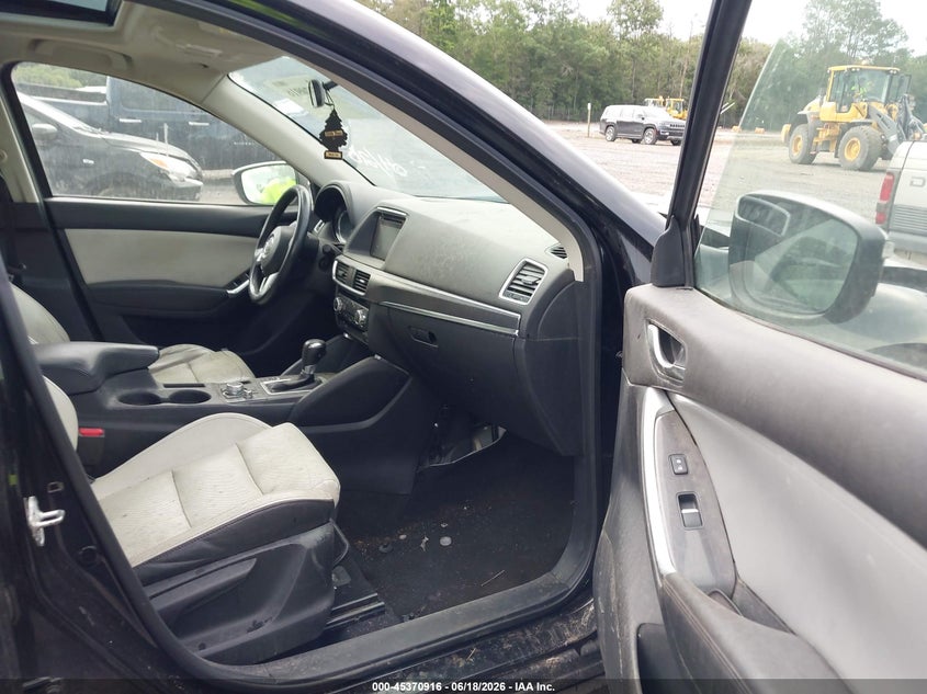 2016 Mazda Cx-5 VIN JM3KE2DY2G0665411 IAAI salvage auction — NORMAL WEAR, Clear (South Carolina), sold $2,950 on 2026-07-28 (photo 5)