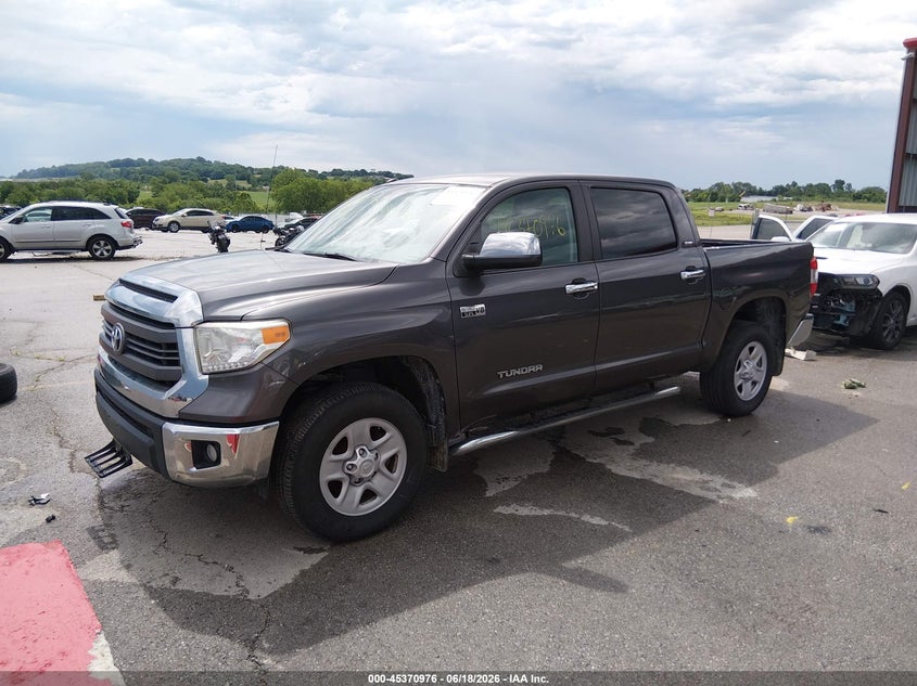 2015 Toyota Tundra VIN 5TFDY5F19FX477839 IAAI salvage auction — RIGHT SIDE, Salvage (Missouri), sold $9,600 on 2026-07-23 (photo 2)