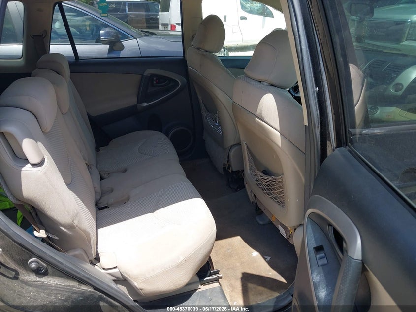 2006 Toyota Rav 4 VIN JTMBD31V766001760 IAAI salvage auction — REAR END, Salvage (Massachusetts), sold $975 on 2026-07-28 (photo 8)