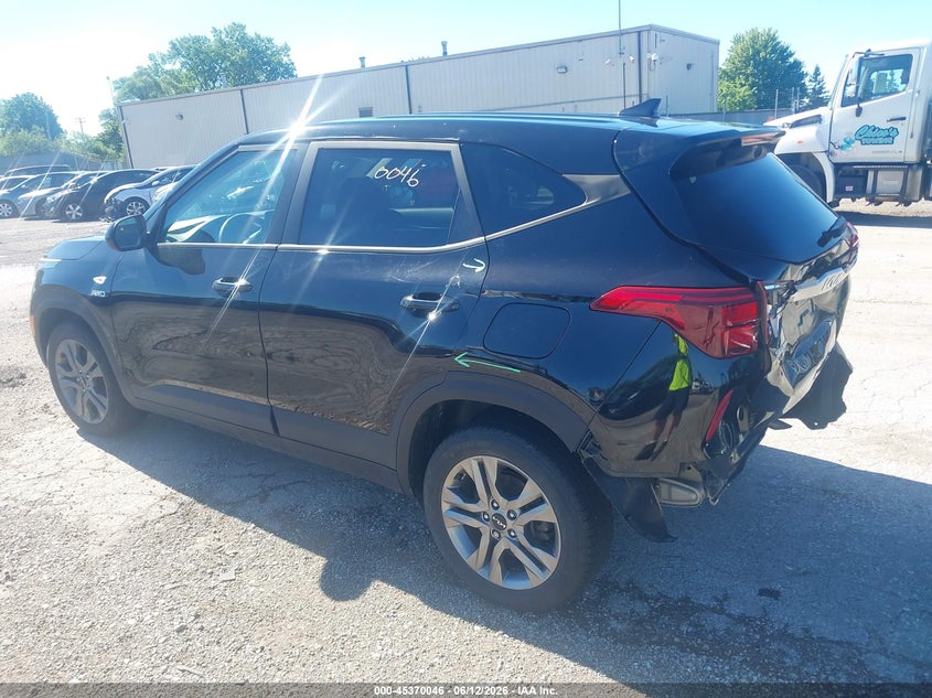 2023 Kia Seltos VIN KNDEPCAAXP7458947 IAAI salvage auction — REAR END, Salvage (Illinois), sold $5,900 on 2026-07-20 (photo 3)