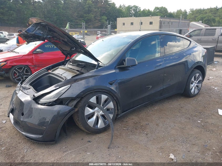 2024 Tesla Model y VIN 7SAYGDEE1RA225939 IAAI salvage auction — FRONT END, Salvage (Massachusetts), sold $11,225 on 2026-07-30 (photo 2)