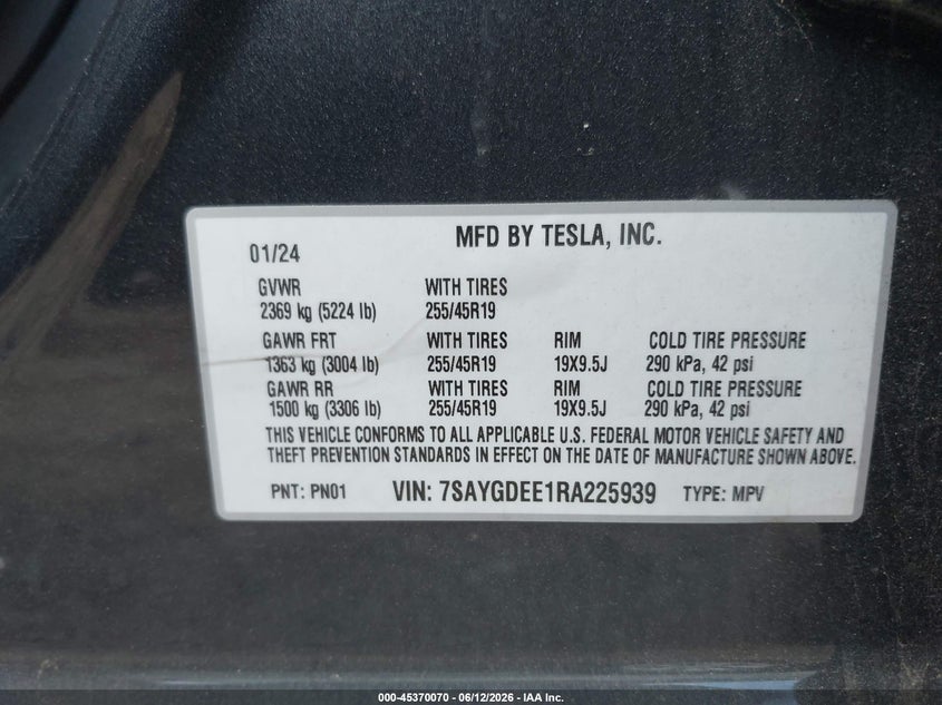 2024 Tesla Model y VIN 7SAYGDEE1RA225939 IAAI salvage auction — FRONT END, Salvage (Massachusetts), sold $11,225 on 2026-07-30 (photo 9)