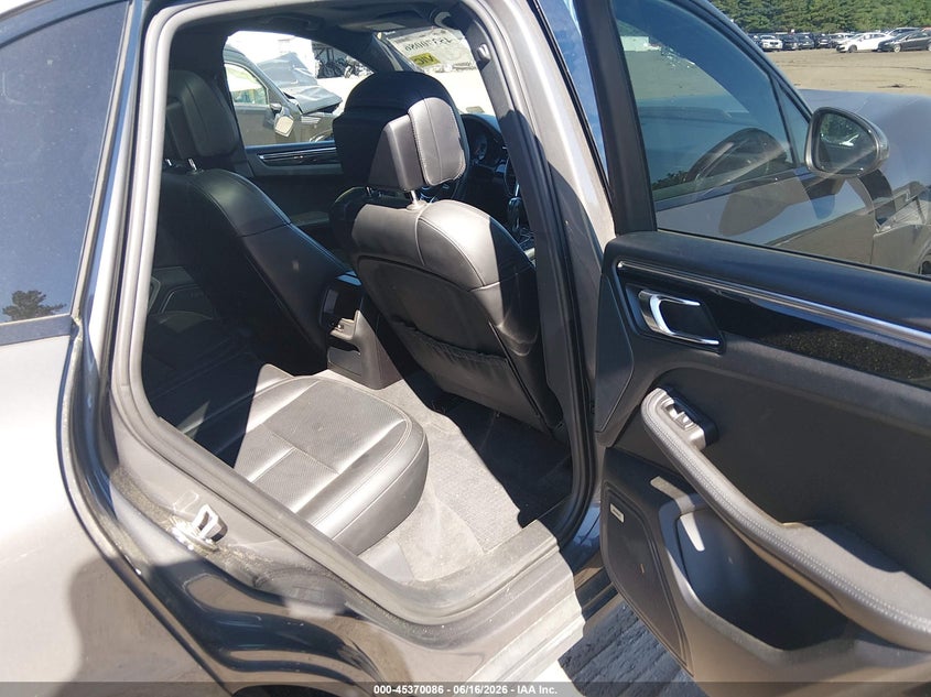 2015 Porsche Macan VIN WP1AB2A51FLB42819 IAAI salvage auction — FRONT END, Salvage (Massachusetts), sold $1,250 on 2026-07-28 (photo 7)