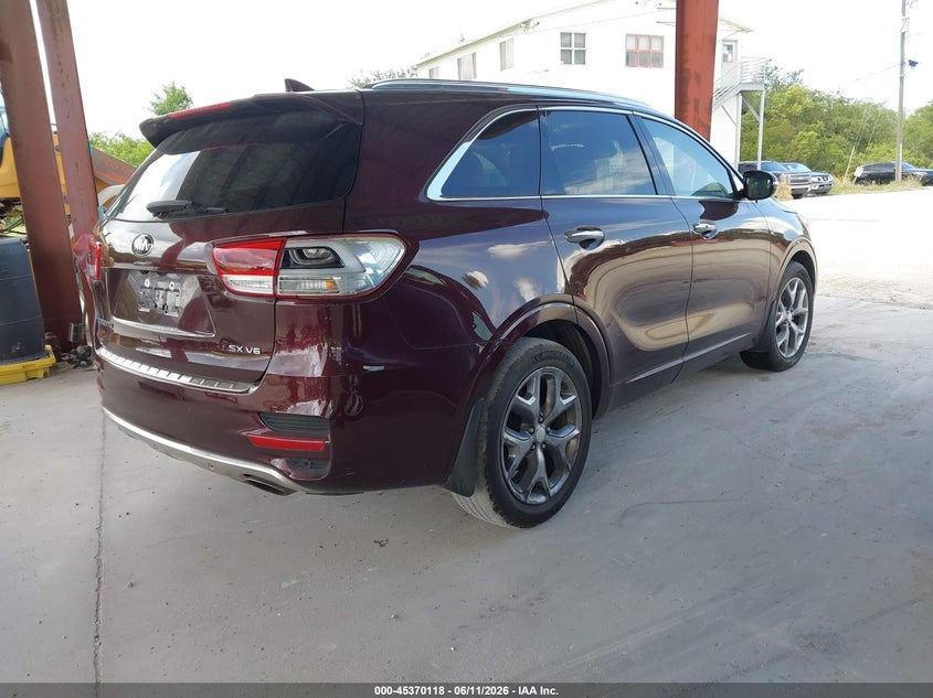 2018 Kia Sorento VIN 5XYPK4A59JG374693 IAAI salvage auction — NORMAL WEAR, Clear (Florida), sold $2,050 on 2026-07-14 (photo 4)