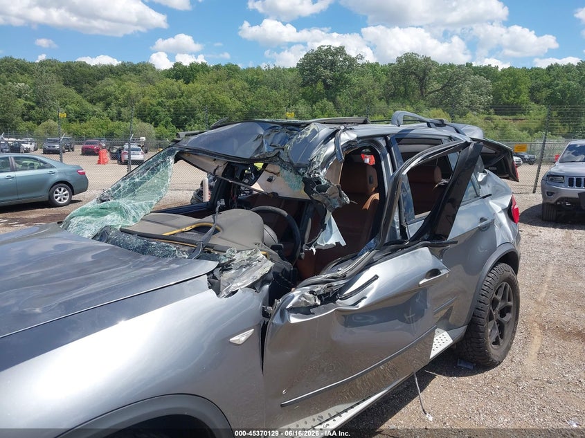 2010 BMW X5 VIN 5UXFF0C55ALT84548 IAAI salvage auction — ROOF, Salvage (Illinois), sold $25 on 2026-07-29 (photo 6)
