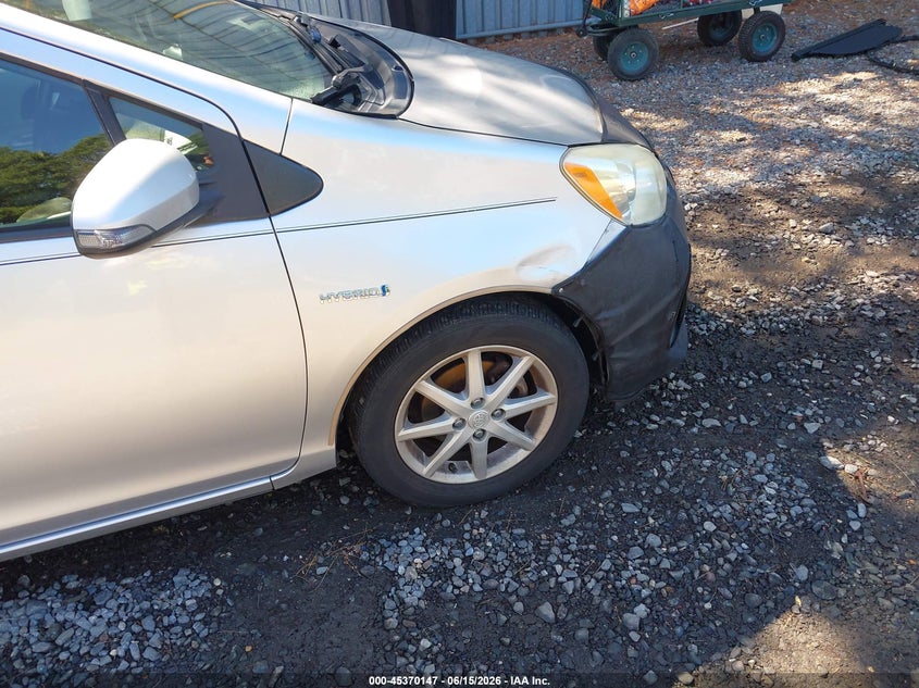2013 Toyota Prius c VIN JTDKDTB34D1032214 IAAI salvage auction — NORMAL WEAR, Clear (New Jersey), sold $1,100 on 2026-07-08 (photo 6)