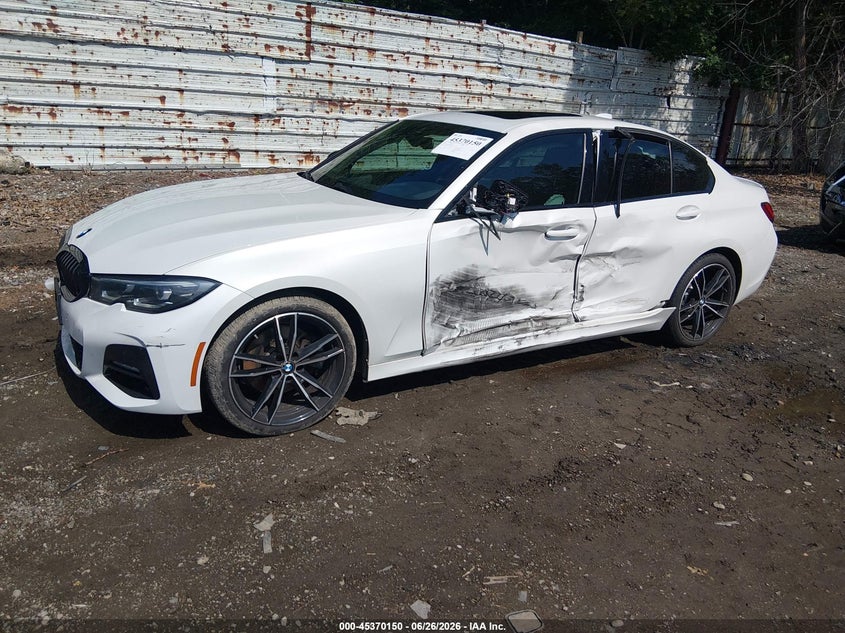 2022 BMW 3er VIN 3MW5R7J09N8C69465 IAAI salvage auction — SIDE, Salvage (Massachusetts), sold $10,300 on 2026-07-29 (photo 2)