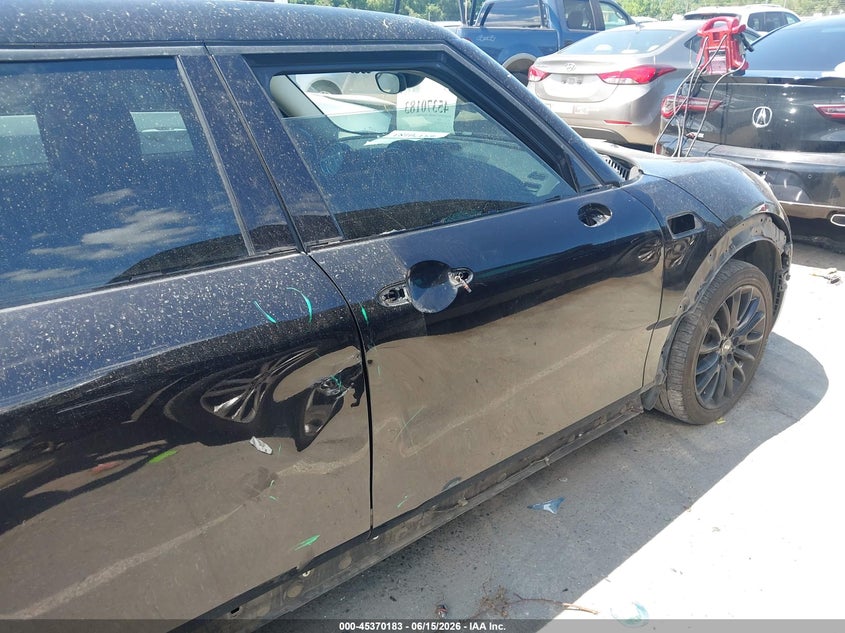2017 Mini Clubman VIN WMWLN5C59H2E32752 IAAI salvage auction — RIGHT SIDE, Salvage (North Carolina), sold $350 on 2026-07-29 (photo 6)