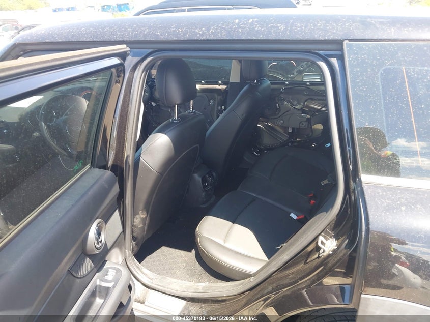 2017 Mini Clubman VIN WMWLN5C59H2E32752 IAAI salvage auction — RIGHT SIDE, Salvage (North Carolina), sold $350 on 2026-07-29 (photo 8)