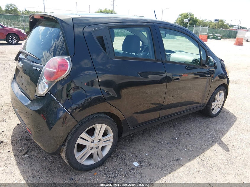 2014 Chevrolet Spark VIN KL8CD6S91EC586870 IAAI salvage auction — HAIL, Salvage (Kansas), sold $1,050 on 2026-07-24 (photo 4)
