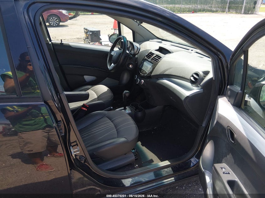 2014 Chevrolet Spark VIN KL8CD6S91EC586870 IAAI salvage auction — HAIL, Salvage (Kansas), sold $1,050 on 2026-07-24 (photo 5)