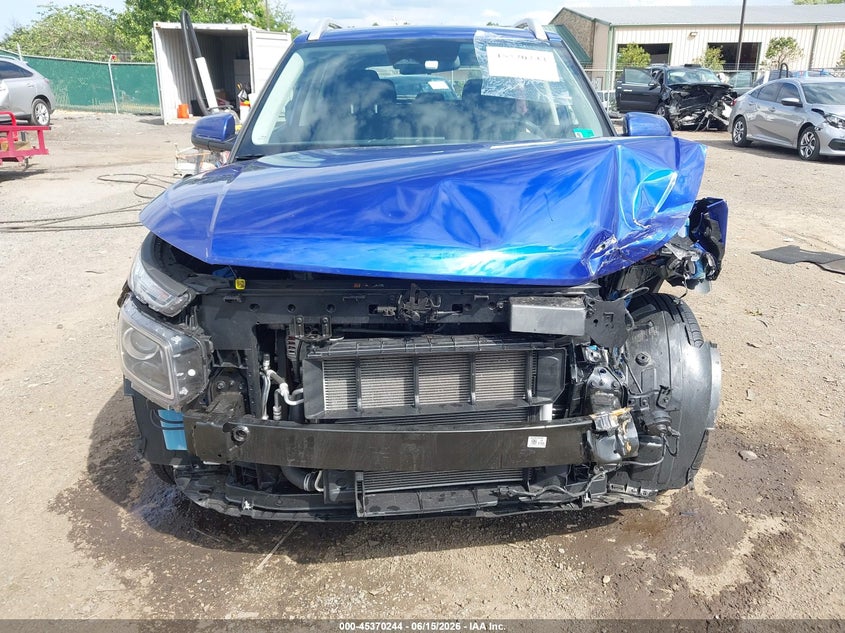2025 Hyundai Venue VIN KMHRC8A3XSU416585 IAAI salvage auction — FRONT END, Salvage Title, sold $25 on 2026-07-27 (photo 6)
