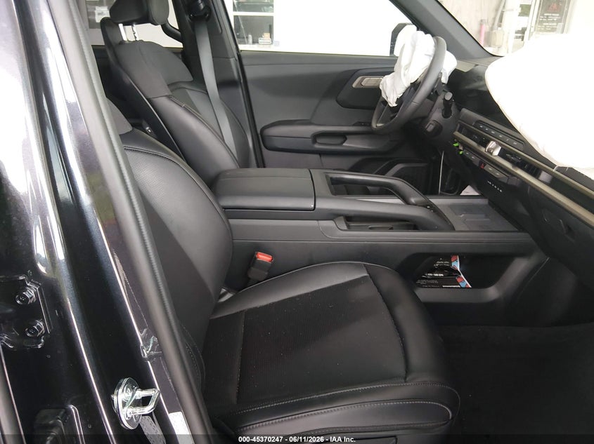 2027 Kia Telluride VIN 5XYPE5S10VG028885 IAAI salvage auction — FRONT END, Rebuildable (Florida), sold $13,900 on 2026-07-12 (photo 5)