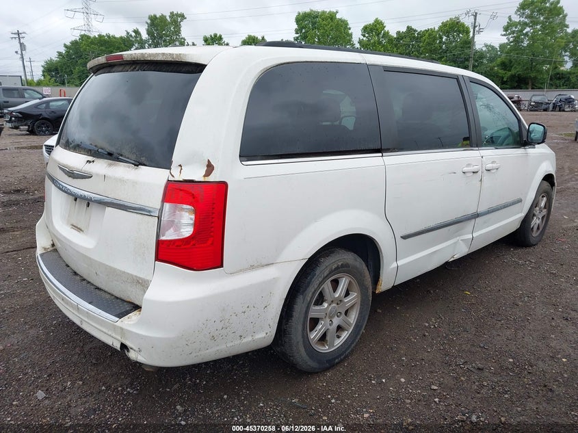 2012 Chrysler Town & country VIN 2C4RC1BG8CR150849 IAAI salvage auction — NORMAL WEAR, Original (Ohio), sold $400 on 2026-07-11 (photo 4)