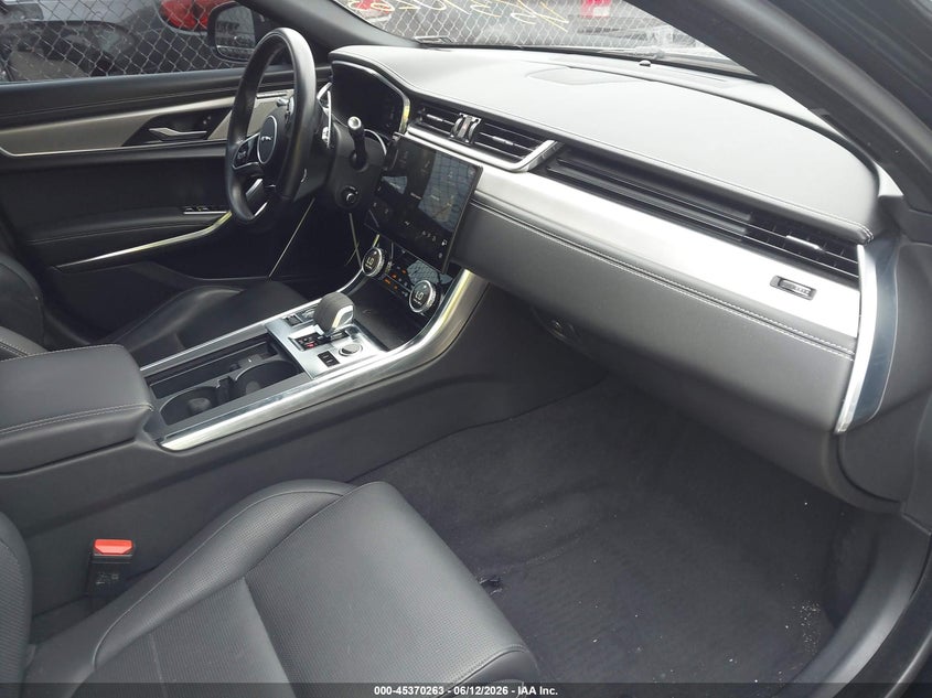 2021 Jaguar Xf VIN SAJBL4GXXMCY89406 IAAI salvage auction — RIGHT FRONT, Salvage (Rhode Island), sold $9,050 on 2026-07-14 (photo 5)