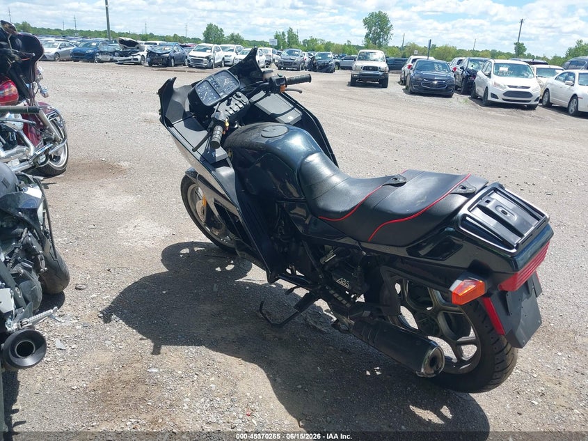 1992 BMW K75 VIN WB1057308N6229016 IAAI salvage auction — RIGHT SIDE, Clear (Michigan), sold $50 on 2026-07-08 (photo 3)