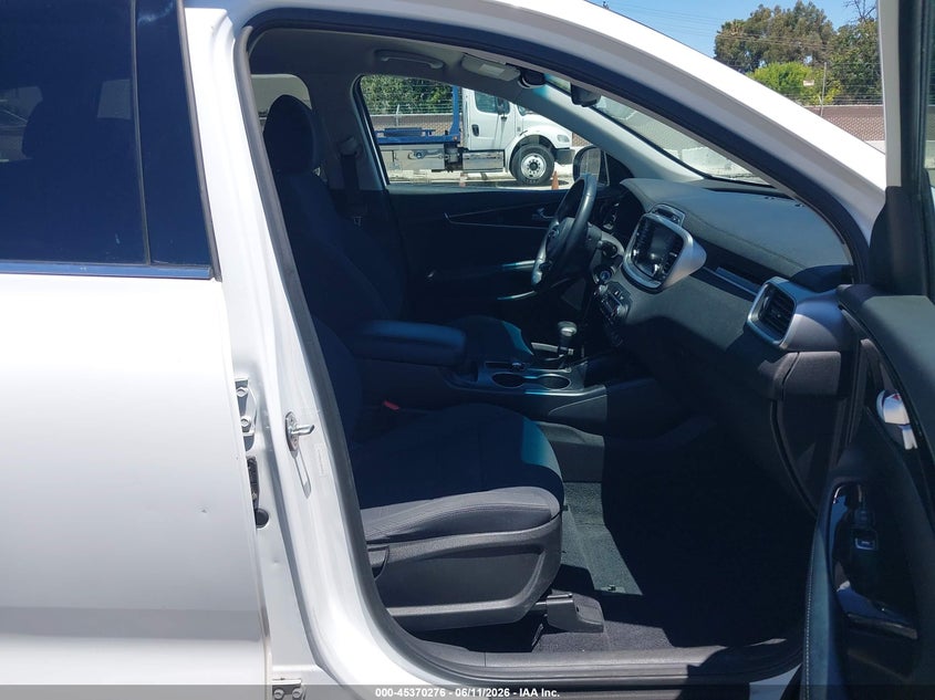 2019 Kia Sorento VIN 5XYPG4A31KG434242 IAAI salvage auction — NORMAL WEAR, Clear - Dealer Only (California), sold $2,650 on 2026-07-13 (photo 5)
