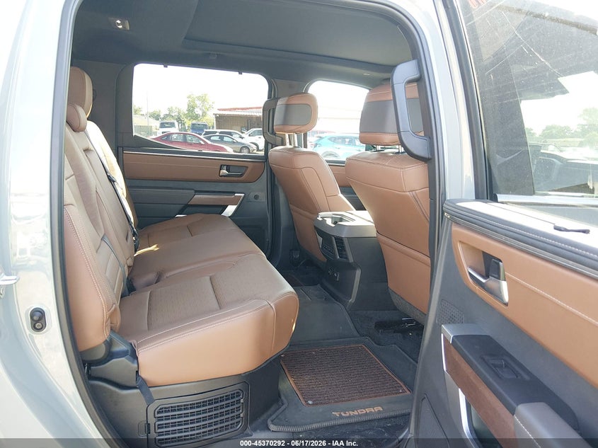 2024 Toyota Tundra VIN 5TFMC5EC3RX008073 IAAI salvage auction — RIGHT SIDE, Salvage Title, sold $44,700 on 2026-07-20 (photo 8)