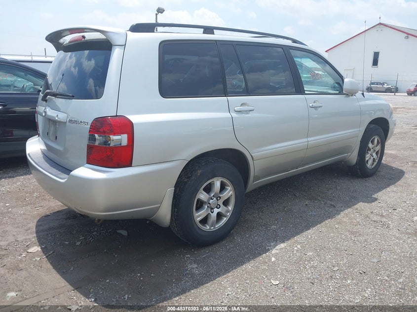 2004 Toyota Highlander VIN JTEEP21A840018574 IAAI salvage auction — NORMAL WEAR, Clear (Pennsylvania), sold $725 on 2026-07-08 (photo 4)