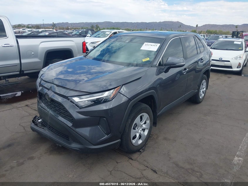 2025 Toyota Rav 4 VIN 2T3K1RFV3SW388532 IAAI salvage auction — RIGHT FRONT, Salvage Title, sold $8,600 on 2026-07-24 (photo 2)