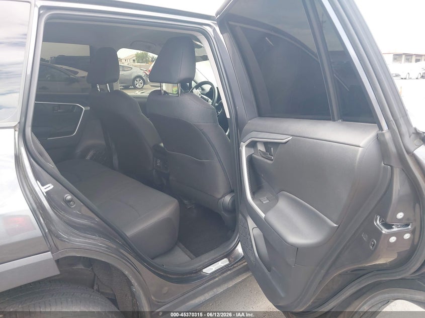 2025 Toyota Rav 4 VIN 2T3K1RFV3SW388532 IAAI salvage auction — RIGHT FRONT, Salvage Title, sold $8,600 on 2026-07-24 (photo 8)