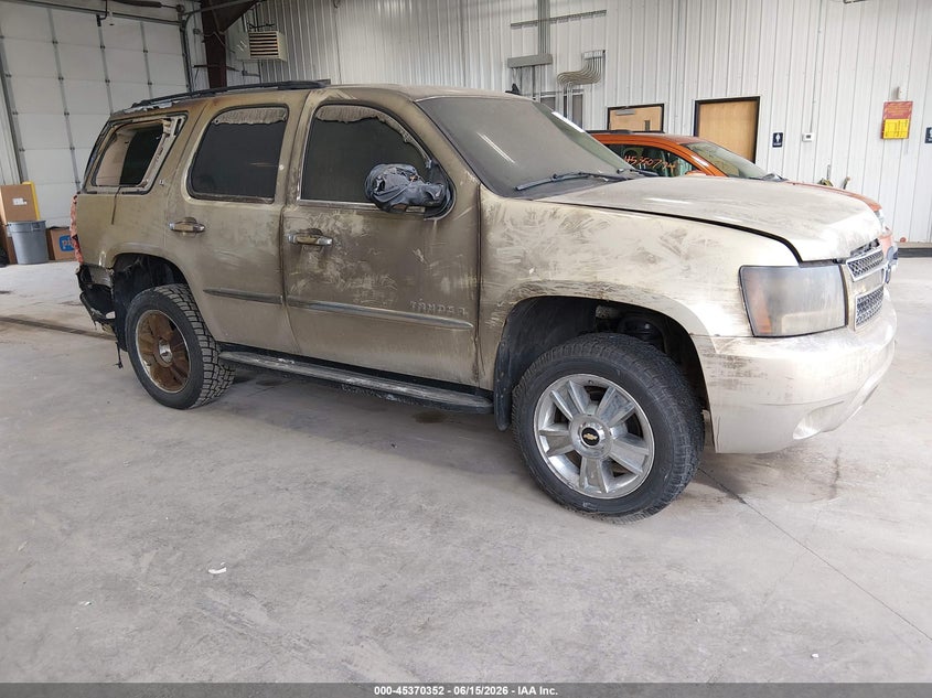 2007 Chevrolet Tahoe VIN 1GNEK13027R132837 IAAI salvage auction — NORMAL WEAR, Clear (North Dakota), sold $500 on 2026-07-09 (photo 1)