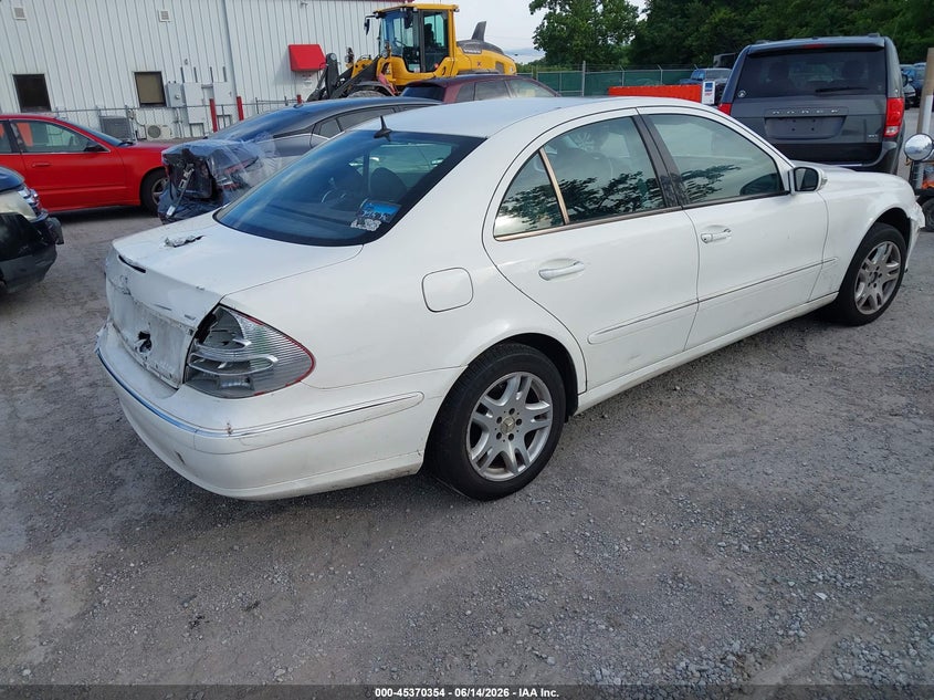 2003 Mercedes-benz E-class VIN WDBUF65J53A154348 IAAI salvage auction — REAR END, Salvage (Kentucky), sold $325 on 2026-08-10 (photo 4)