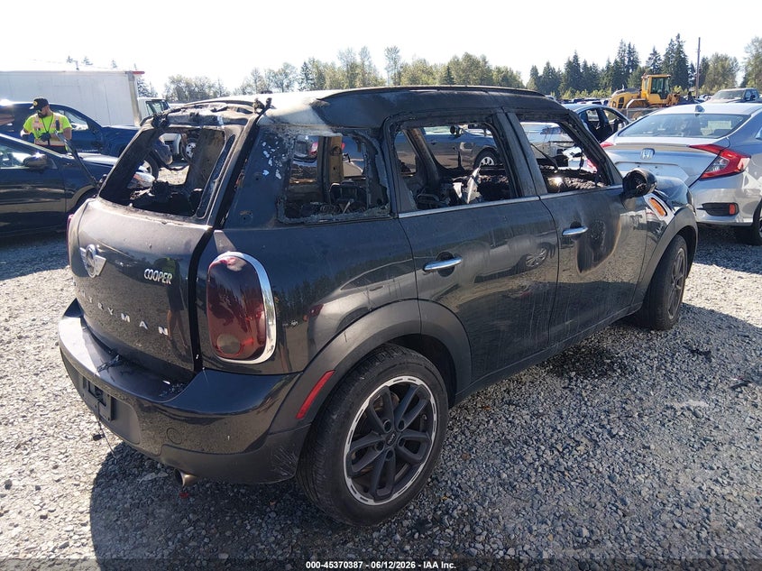 2016 Mini Countryman VIN WMWZB3C55GWR49235 IAAI salvage auction — INTERIOR BURN, Bill Of Sale - Parts Only (Washington), sold $25 on 2026-07-22 (photo 4)