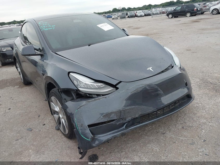 2023 Tesla Model y VIN 7SAYGDEE3PA091710 IAAI salvage auction — FRONT END, Salvage (California), sold $12,500 on 2026-07-14 (photo 6)