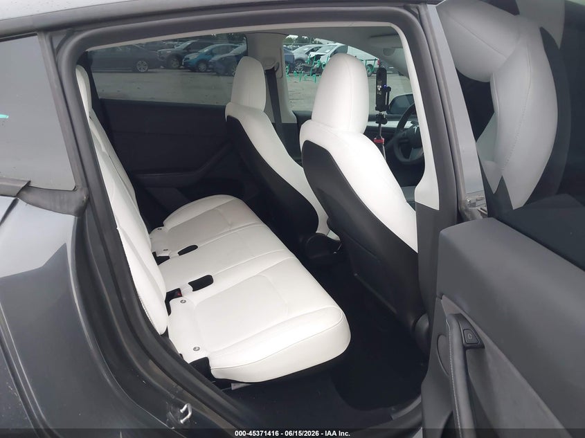 2023 Tesla Model y VIN 7SAYGDEE3PA091710 IAAI salvage auction — FRONT END, Salvage (California), sold $12,500 on 2026-07-14 (photo 8)