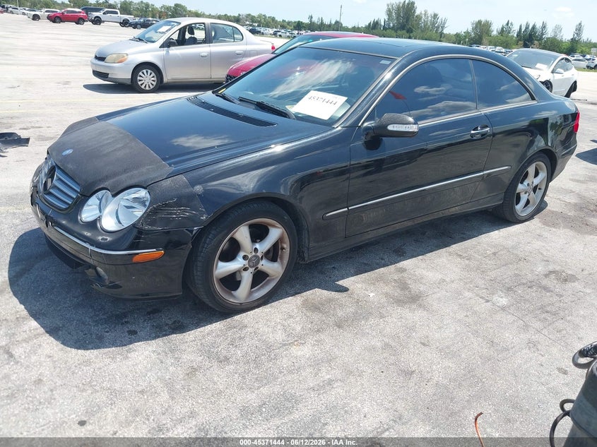 2004 Mercedes-benz Clk-class VIN WDBTJ65J34F091099 IAAI salvage auction — FRONT & REAR, Rebuildable (Florida), sold $375 on 2026-08-06 (photo 2)