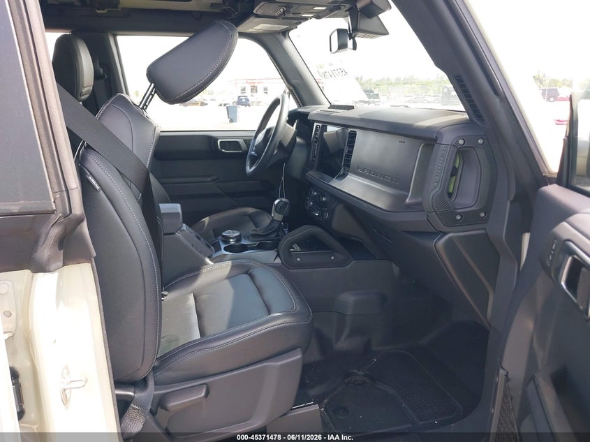 2025 Ford Bronco VIN 1FMEE9BP5SLB12831 IAAI salvage auction — REAR END, Salvage Title, sold $17,600 on 2026-07-30 (photo 5)
