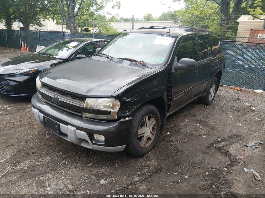 2005 Chevrolet Trailblazer VIN 1GNDT13S152192883 IAAI salvage auction — NORMAL WEAR, Clear (Virginia), sold $425 on 2026-07-09 (photo 2)